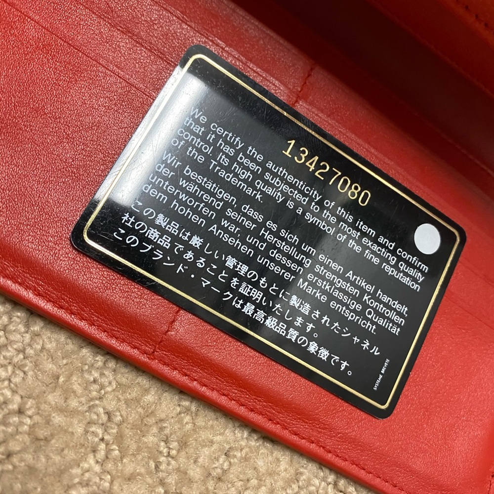 AUTHENTIC RED CHANEL CAVIAR LEATHER - LIKE NEW! - Picture 14 of 16